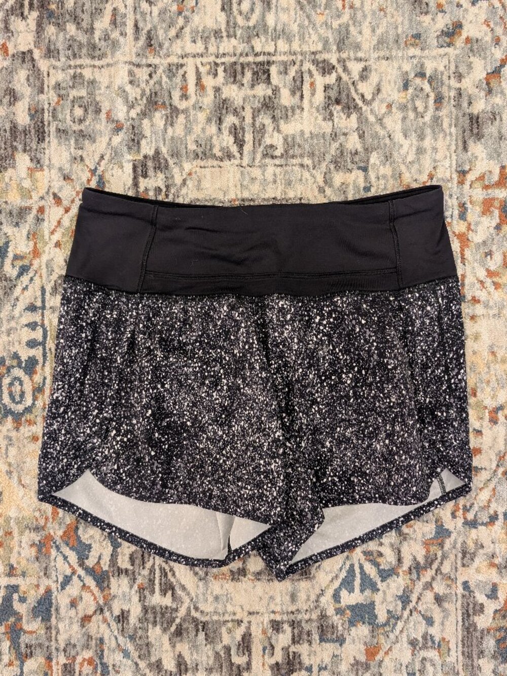 Lululemon Run Times Short Mini Splatter White Black